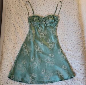 Isabella's Cabinet Floral Mini Dress